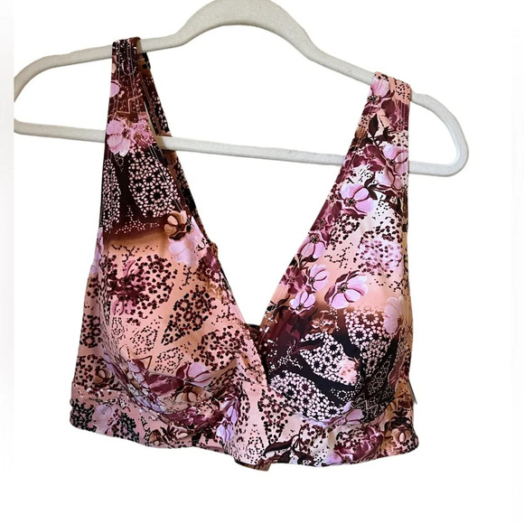 NWT Torrid Bikini Top, size 4X, 26 - Picture 1 of 6